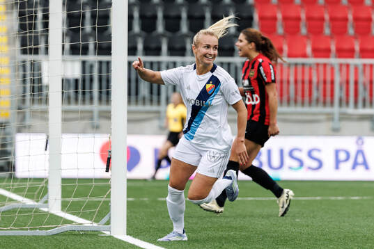 Djurgårdens Tove Almqvist jublar