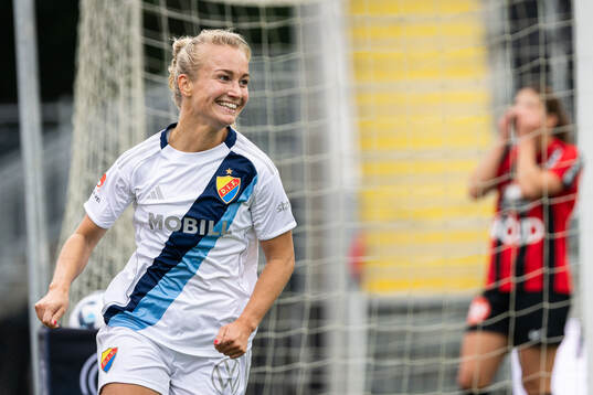 Djurgårdens Tove Almqvist jublar