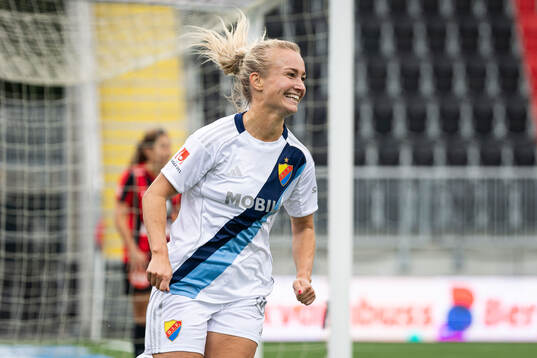 Djurgårdens Tove Almqvist jublar