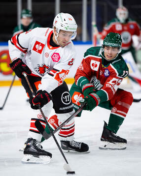 Erik Brännström of Lausanne and Isac Born of Frölunda