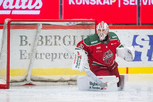 Modos målvakt Lovisa Persson