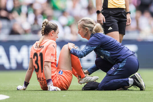 Malmö FFs målvakt Moa Öhman får vård