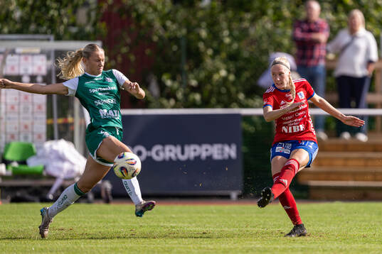 Alingsås Emmy Blomberg och Vittsjös Sanni Ojanen