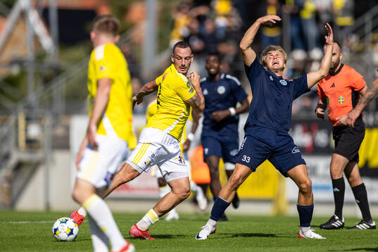 Falkenbergs Viktor Ekblom och Utsiktens Sebastian Lagerlund