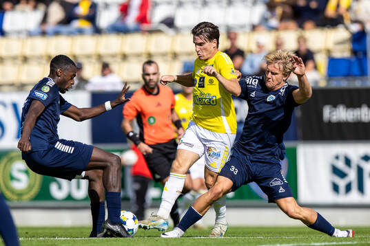 Falkenbergs Oskar Lindberg och Utsiktens Sebastian Lagerlund