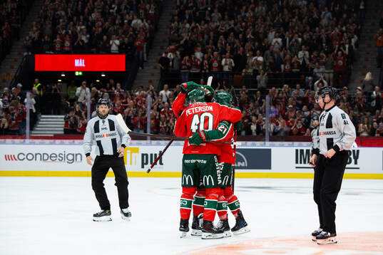 Frölundas Jacob Peterson jublar