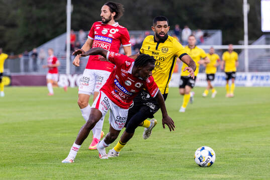 Degerfors Philippe Ndinga Ossiabadjouo och Mjällbys