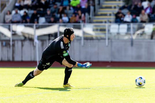 Brages målvakt Viktor Frodig