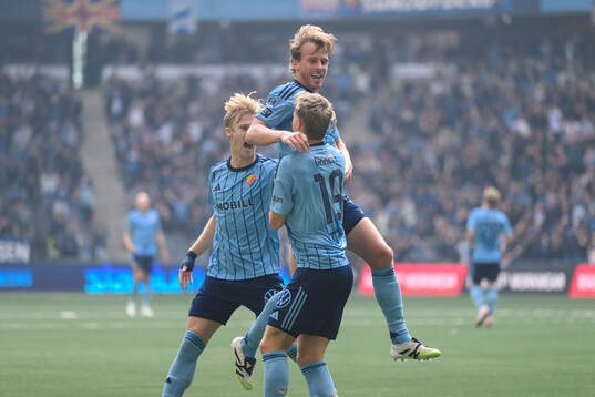 Djurgårdens Jeppe Møldrup Okkels och Theo Bergvall och