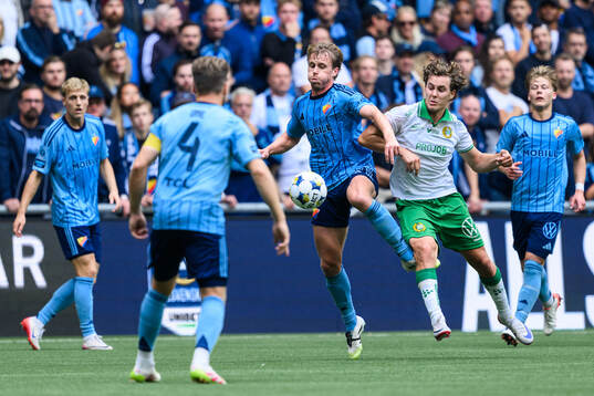 Djurgårdens Rasmus Schuller och Hammarbys Markus Karlsson