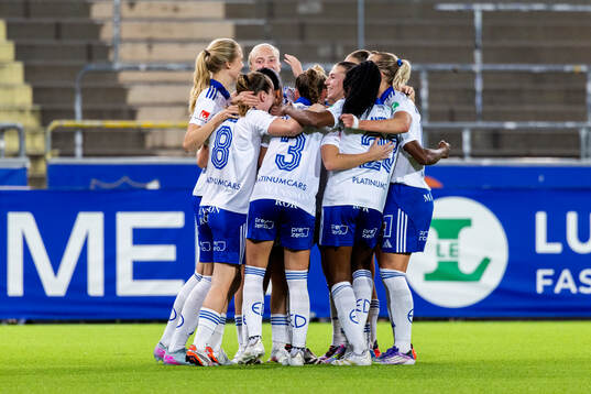 IFK Norrköpings spelare jublar