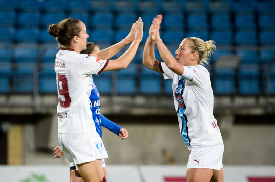 Malmö FFs Anna Plantin och Mia Persson jublar