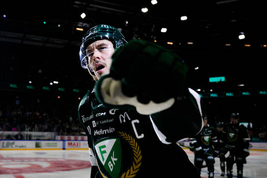 Färjestads Joakim Nygård jublar