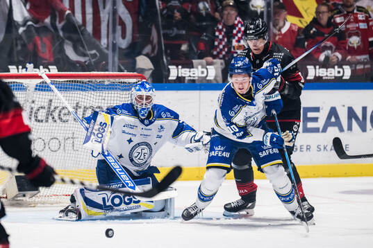 Leksands målvakt Jakob Hellsten och Anton Johansson och