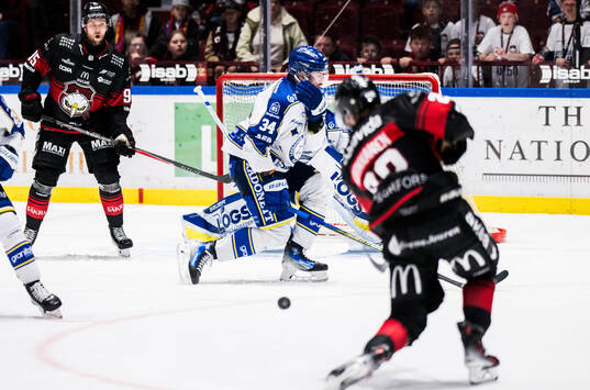Leksands Peter Cehlarik och Malmö Redhawks Janne Kuokkanen