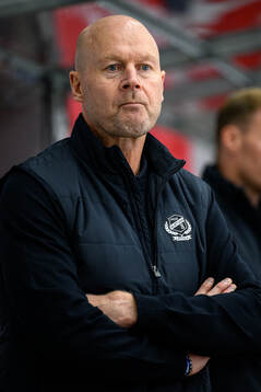 Almtunas tränare Marcus Ragnarsson