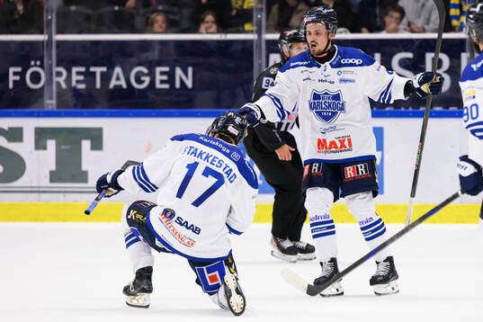 Karlskogas Åke Stakkestad jublar