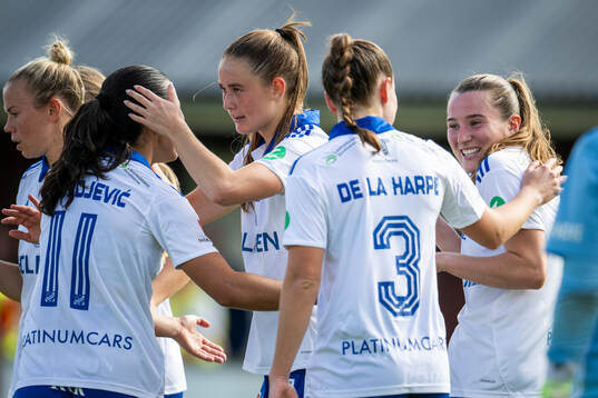 IFK Norrköpings Vesna Milivojevic och Svea Rehnberg jublar