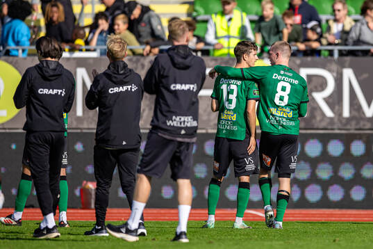 Varbergs Olle Edlund och Anton Liljenbäck jublar