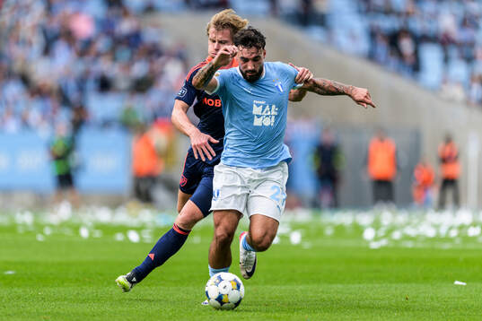 Djurgårdens Rasmus Schuller och Malmö FFs Sead