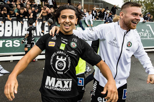 Örebros Hasan Dana jublar