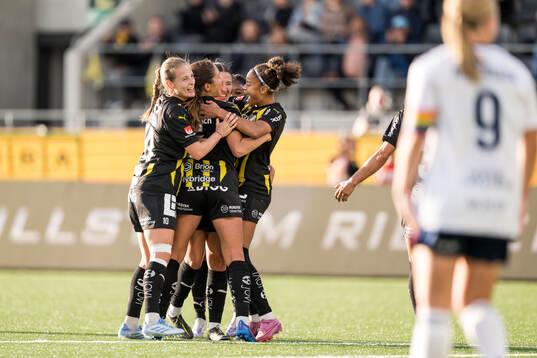 Häckens Anna Anvegård, Mary Caroline Wickenheiser, Tabby