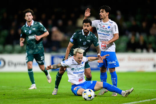 Halmstads Rami Kaib mot Värnamos Kent-Are Antonsen och