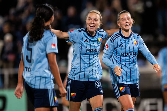 Djurgårdens Annika Svensson, Mimmi Larsson och Elsa