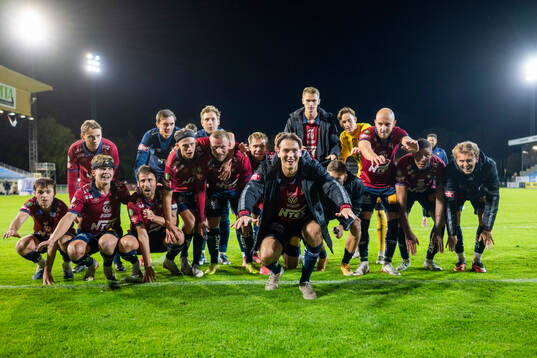 Örgrytes spelare jublar