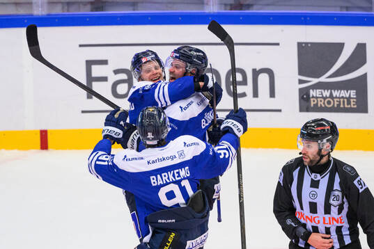 Karlskogas Åke Stakkestad och Henrik Björklund jublar