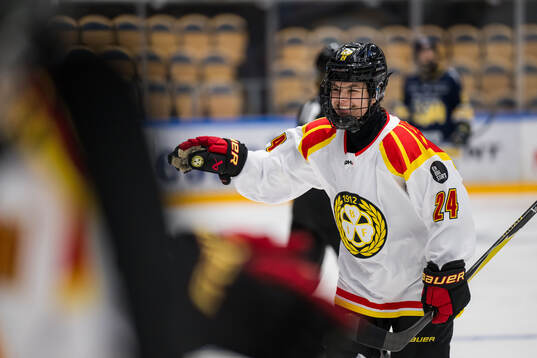 Brynäs Sara Cajanova jublar