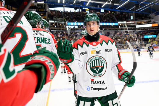 Frölundas Jacob Peterson jublar