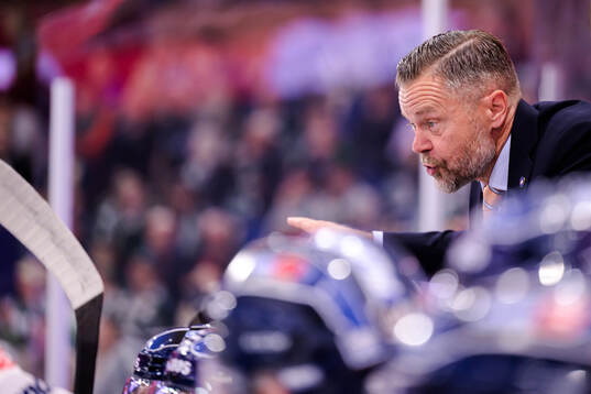 Växjös assisterande tränare Fredrik Hellgren