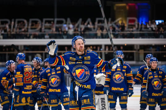 Djurgårdens Daniel Brodin jublar