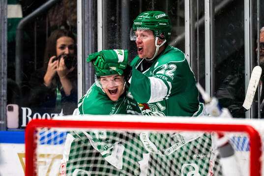 Rögles Fredrik Olofsson jublar