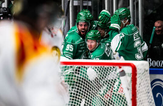 Rögles Mark Friedman och Fredrik Olofsson jublar