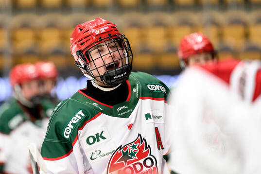 Modos Linnéa Andersson jublar