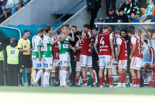 Västerås Herman Magnusson och Sandvikens IFs Emil Engqvist