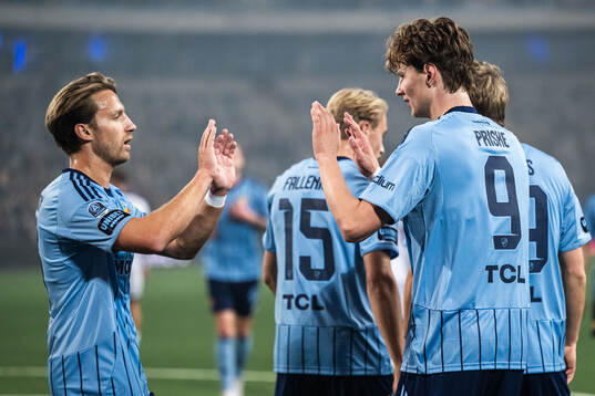 Djurgårdens August Priske Flyger jublar