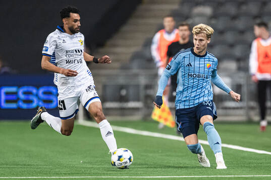 Sirius Joakim Persson och Djurgårdens Theo Bergvall