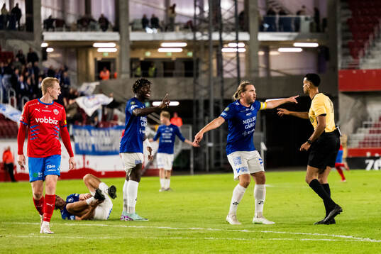 Trelleborgs Charlie Weberg och Domare Farouk nehdi