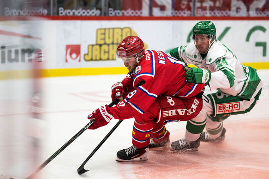 Timrås Marcus Westfält och Rögles Mattias Göransson