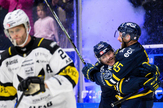 Södertäljes Brett Stapley och Sebastian Dyk Södertäljes