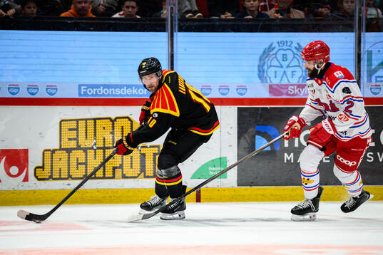 Brynäs Johan Larsson och Timrås Per Svensson