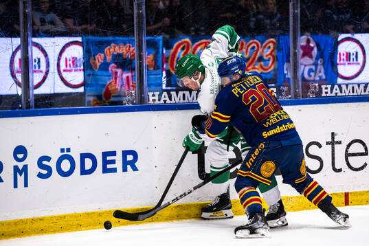 Rögles Mattias Göransson och Djurgårdens Mathias Emilio