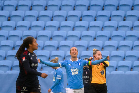 Malmö FFs Mia Persson jublar