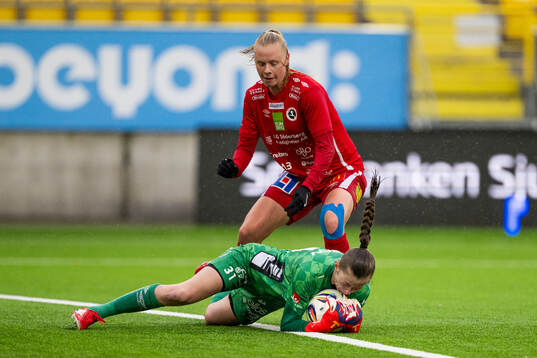 Elfsborgs målvakt Marlen Katharina Kelm och KIF Örebros
