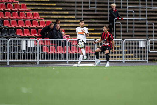 Häckens Danilo Al-Saed och Brommapojkarnas Alex Timossi