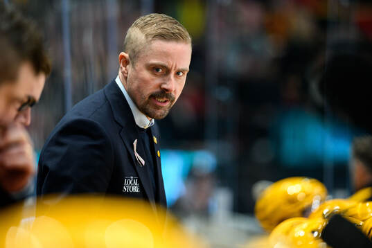 Skellefteås assisterande tränare Pierre Johnsson