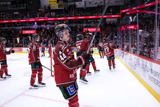 Örebros Melvin Fernström jublar